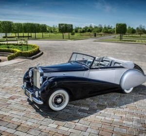 Luxury car for rent